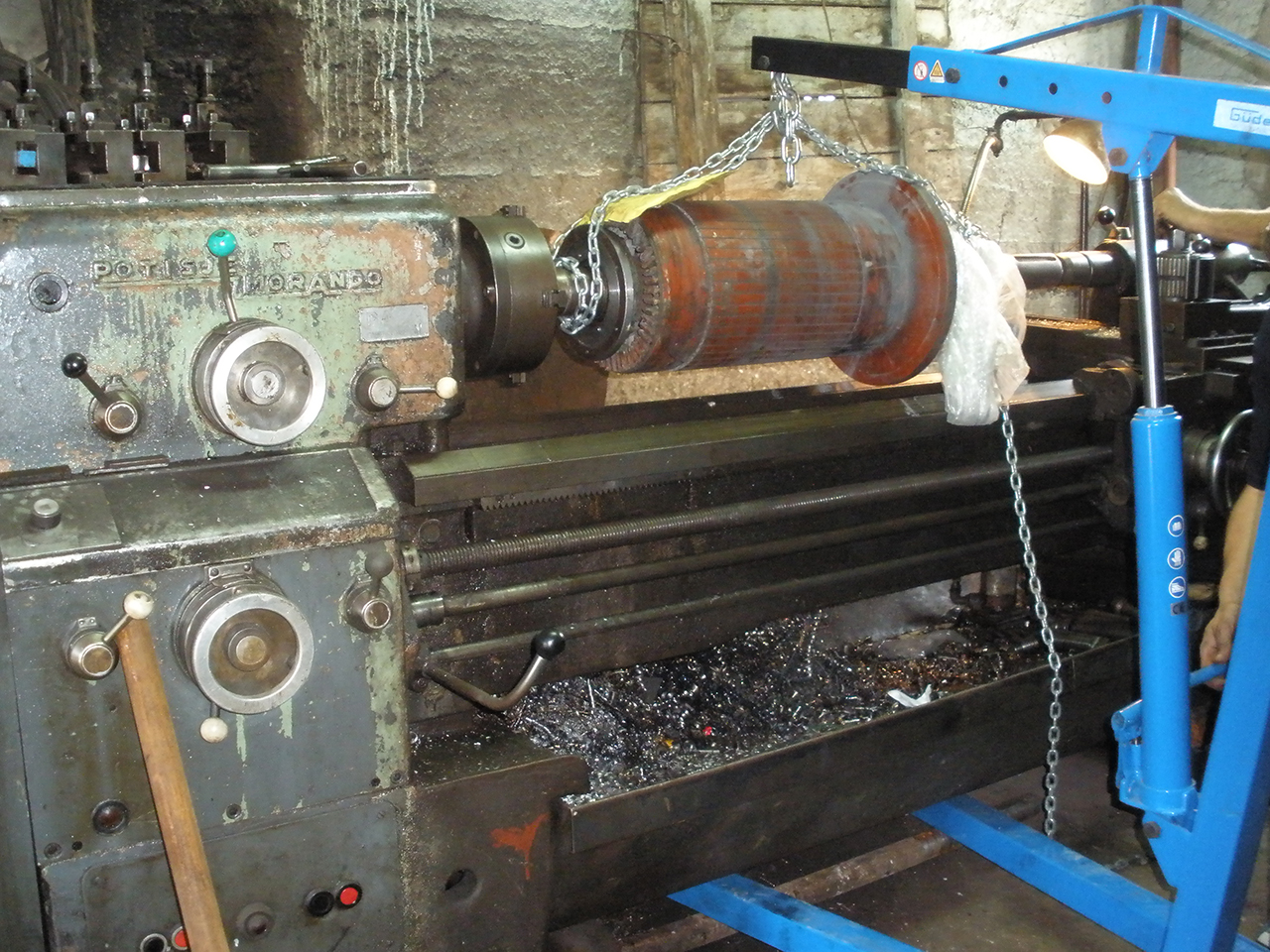 Obrada kolektora na rotoru elektromotora